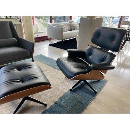 Vitra - Lounge Chair & Ottoman