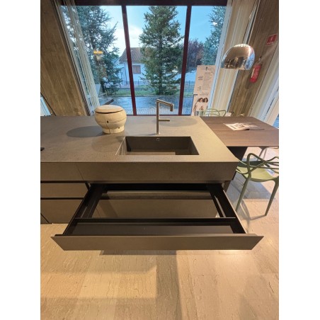 Modulnova - MH6 Fly Kitchen Resina Concrete