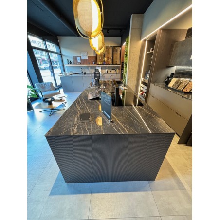 Aster Cucine - Pure Glam Kitchen